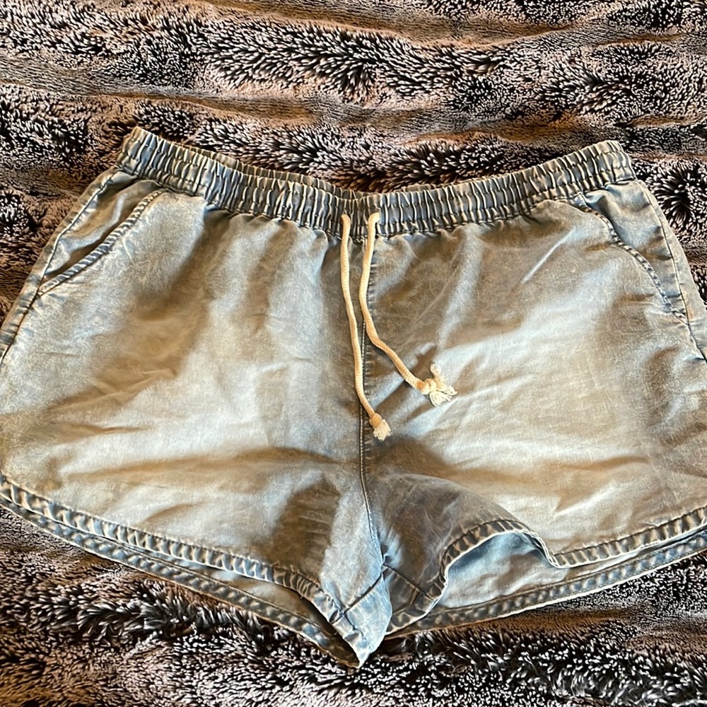 Women’s Jean shorts
